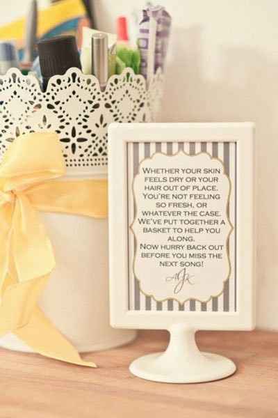 Kit WC um pouco diferente, fica mais desorganizado assumo, mas acaba por ser mais fácil e fica fofo 