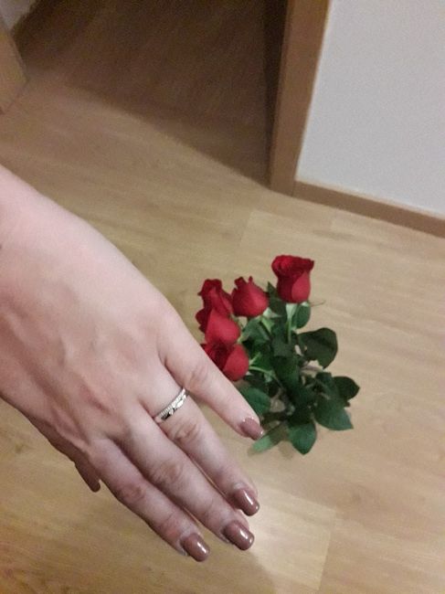 Boa noite :) Adorava ver os vossos anéis de noivado :) Quem quer partilhar? 2