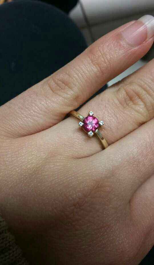 Mostrem os vossos aneis de noivado - 1