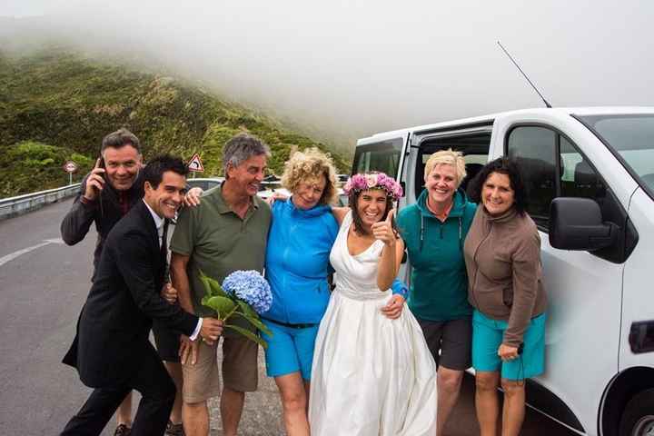 Os turistas a vibrar connosco