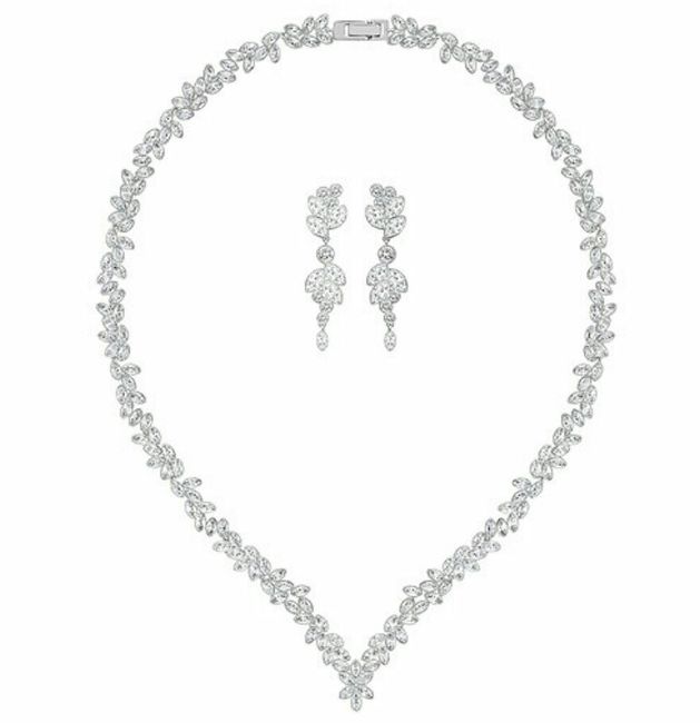 O meu vestido com o colar, pulseira e brincos - 4