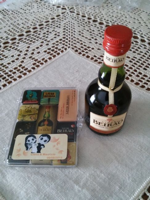 Mimo do 4º Aniversário para o Meu Mais que Tudo (Garrafinha + Imans Licor Beirão)