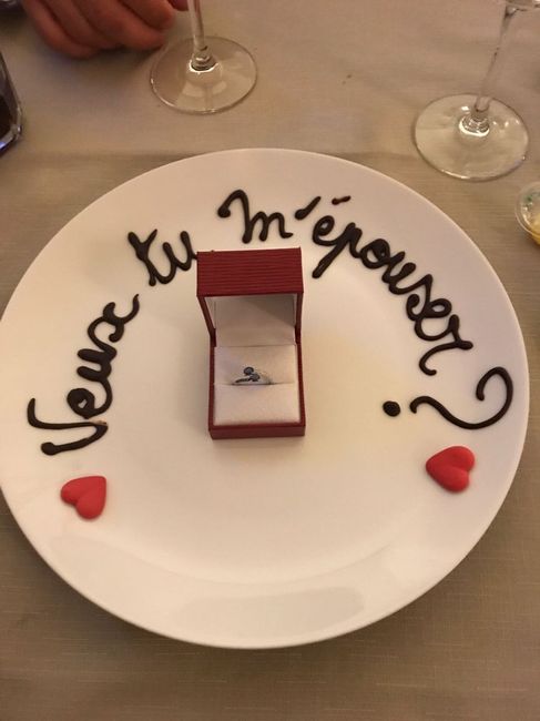 Pediu-me em casamento ______(completa a frase) - 1