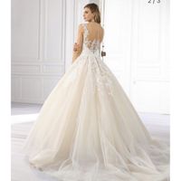 3 opções de apanhados para deixar que o teu vestido de noiva brilhe 🌟 - 1