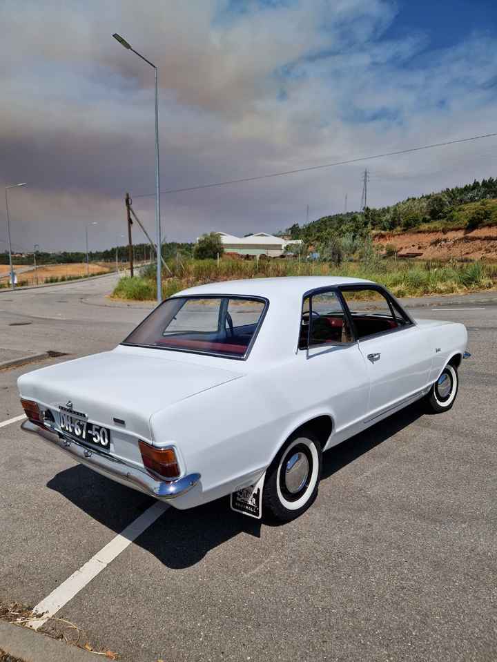 Alugo clássico- vauxhall viva 1970 - 2