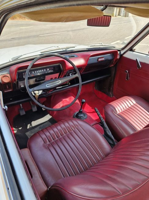 Alugo clássico- vauxhall viva 1970 3
