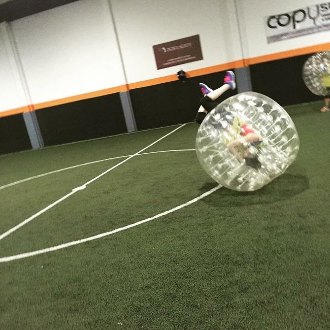Despedida de solteira: jogo de futebol