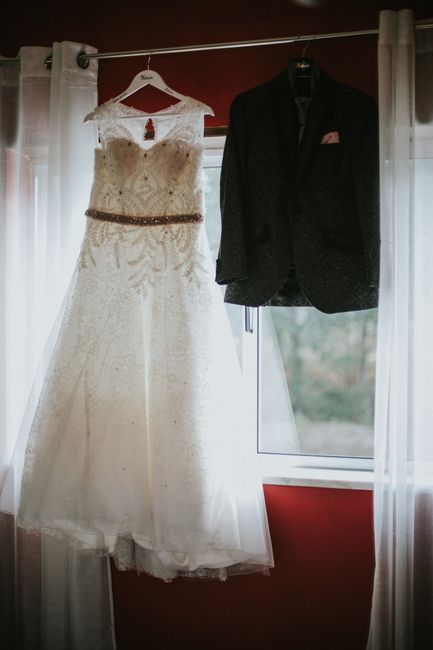 Vestido da noiva e Fato do noivo
