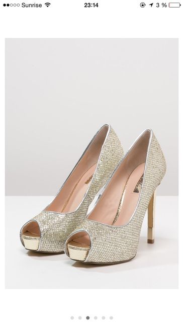 Mostrem os vossos sapatos! - 1