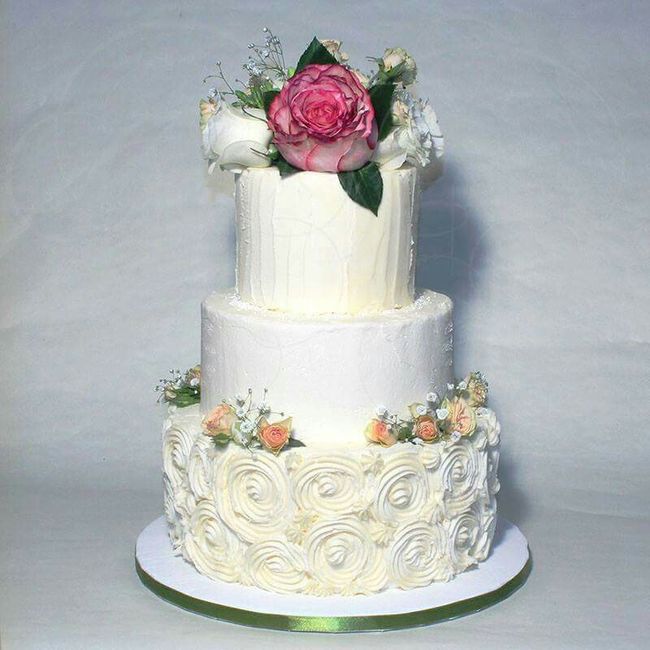 Fornecedor da quinta onde vou casar sou a única a achar os bolos horríveis e mal feitos? - 21