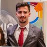 Tomás