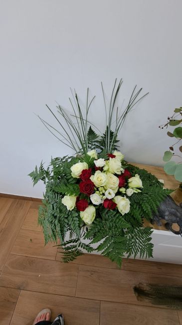 a poucas horas do casamento e a arte floral pronta💪 - 4