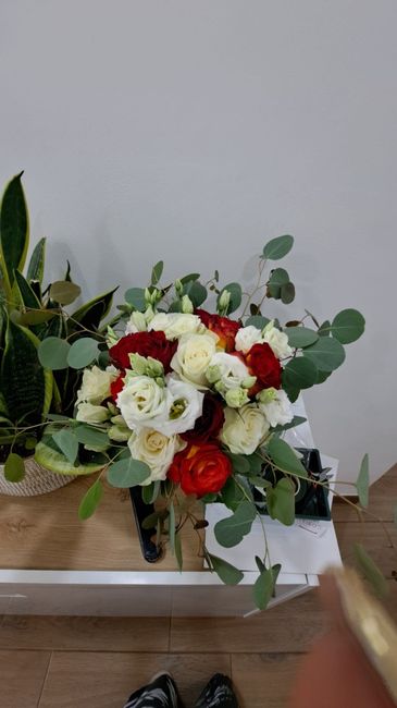 a poucas horas do casamento e a arte floral pronta💪 - 6