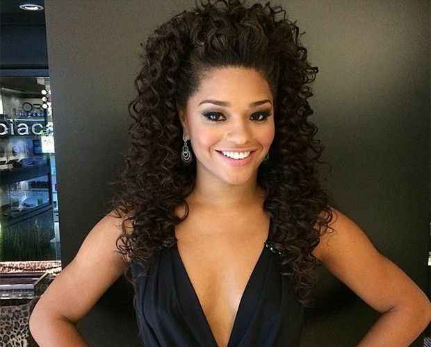 Noiva crespa a procura de penteado - 4