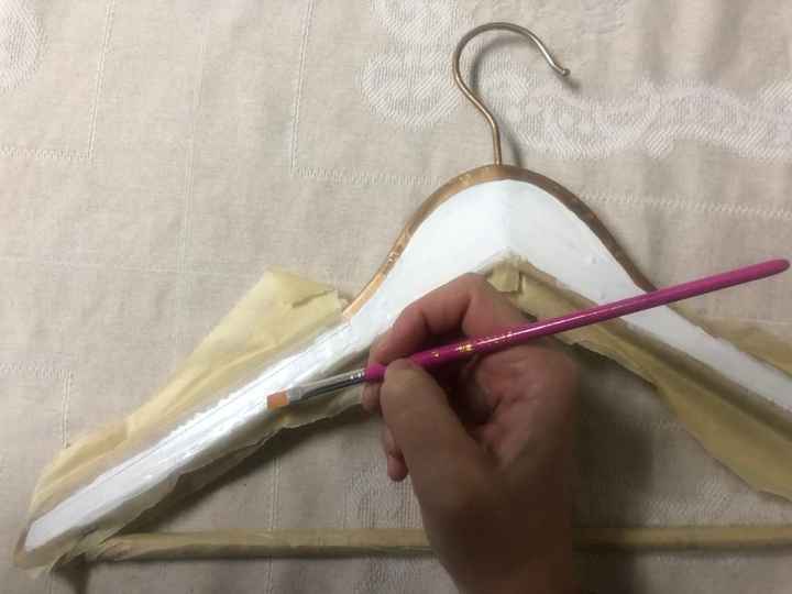 Pintar cabides