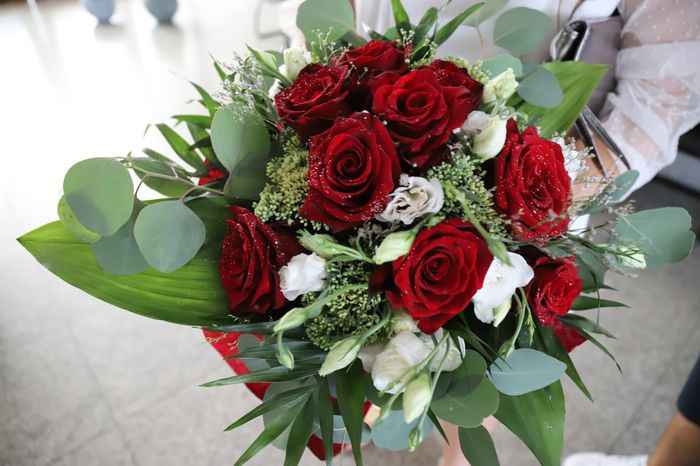 Manualidades (57): Bouquets e decoração floral para o vosso casamento – sem ser um rombo no orçament