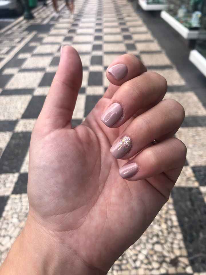 Se a manicure do dia C fosse a que usas no dia a dia.... - 1