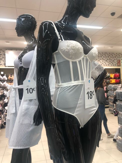 Roupa interior - 1