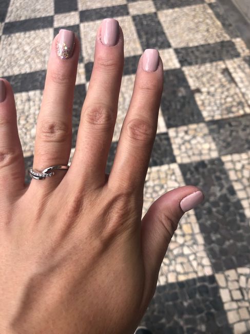 Last one🤩 O🌈 Arco-íris invade a Comunidade com Inspirações em Dourado para unhas 💅🏼 14