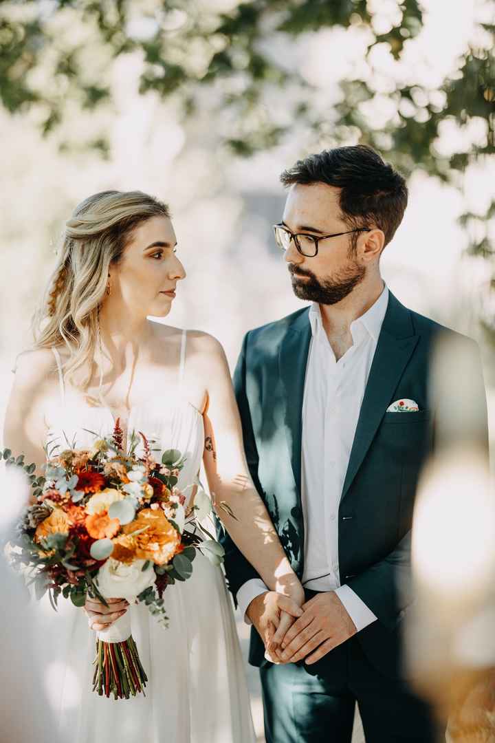👰🏼‍♀️🤵🏻 - 6
