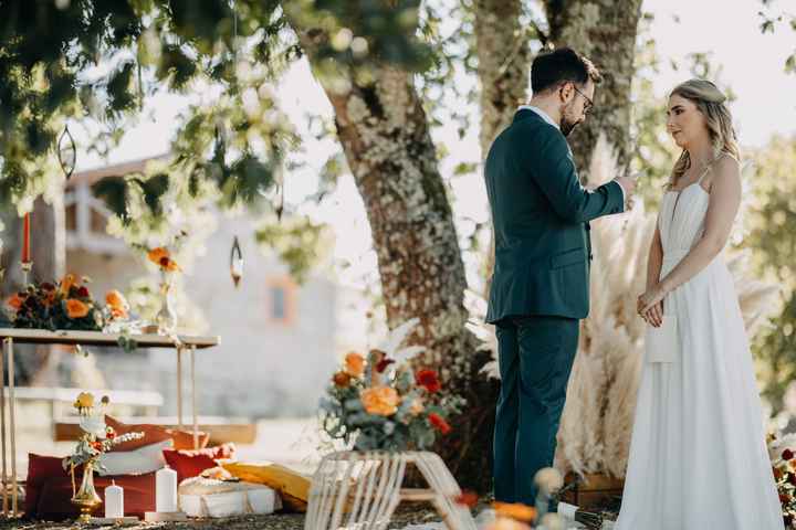 👰🏼‍♀️🤵🏻 - 8