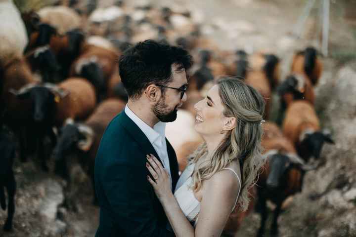 👰🏼‍♀️🤵🏻 - 15