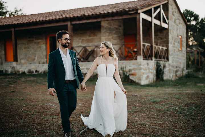 👰🏼‍♀️🤵🏻 - 19
