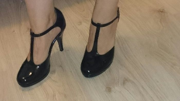 De que cor são os teus sapatos de noiva? - 1