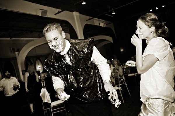 Smash the wedding cake 👍🏻 👎🏻 - 1