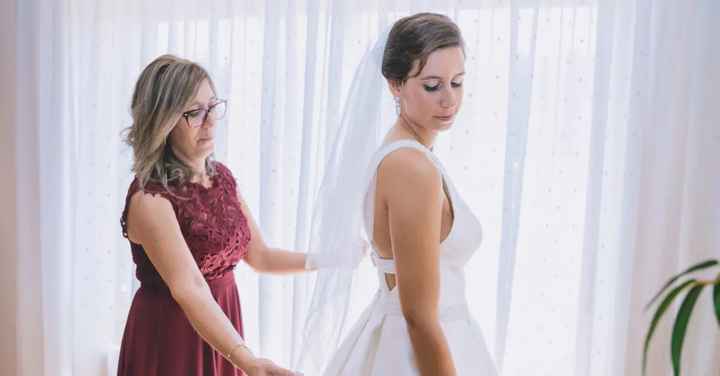 Quanto tempo antes do casamento decidiste o vestido? - 1