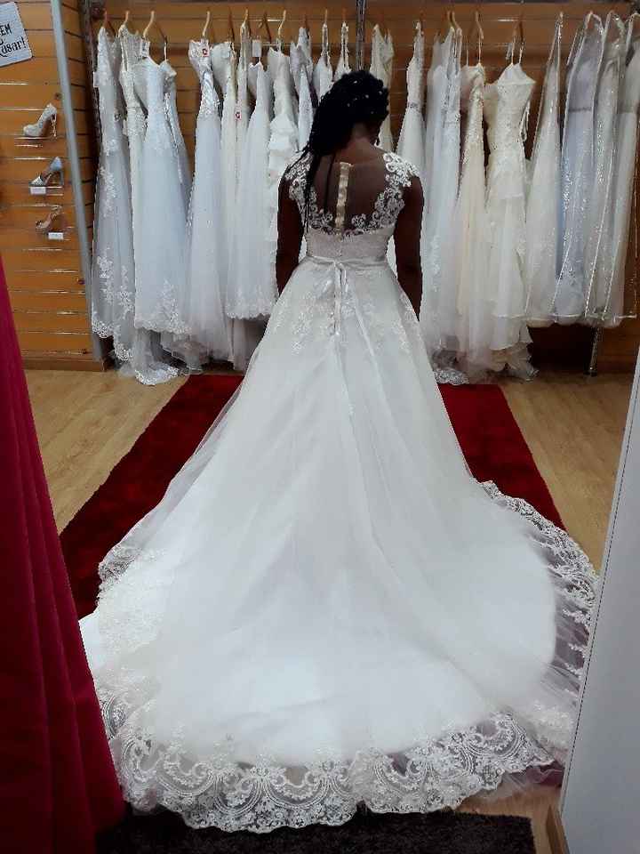Primeira prova de vestido de noiva - 1