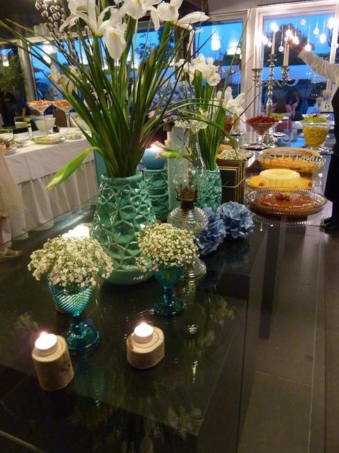 Pormenor mesa do buffet