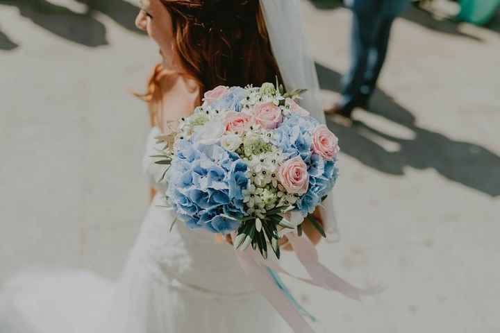 bouquet azul e rosa