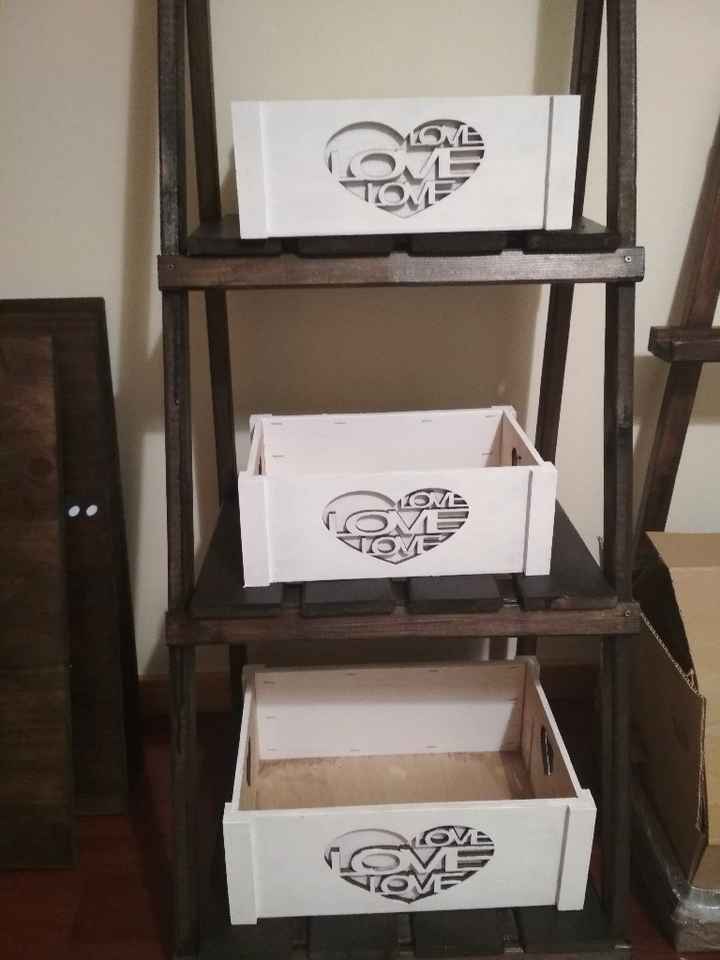 Prateleiras para entrada da igreja - 2