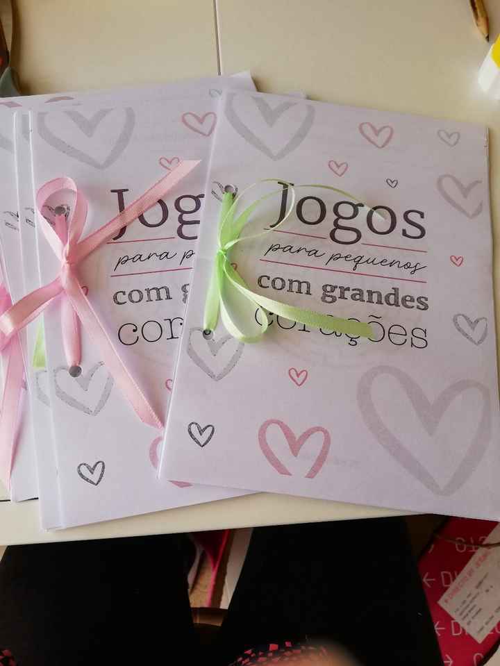 Livro de ativadades - Não éramos para ter, mas como ganhámos este presentinho da casamentos.pt lá fi