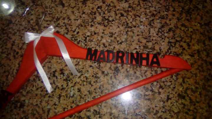 Promenor da madrinha e laço