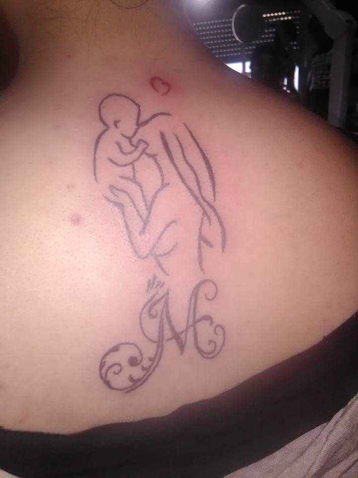Vais mostrar as tuas tatuagens no casamento? - 1