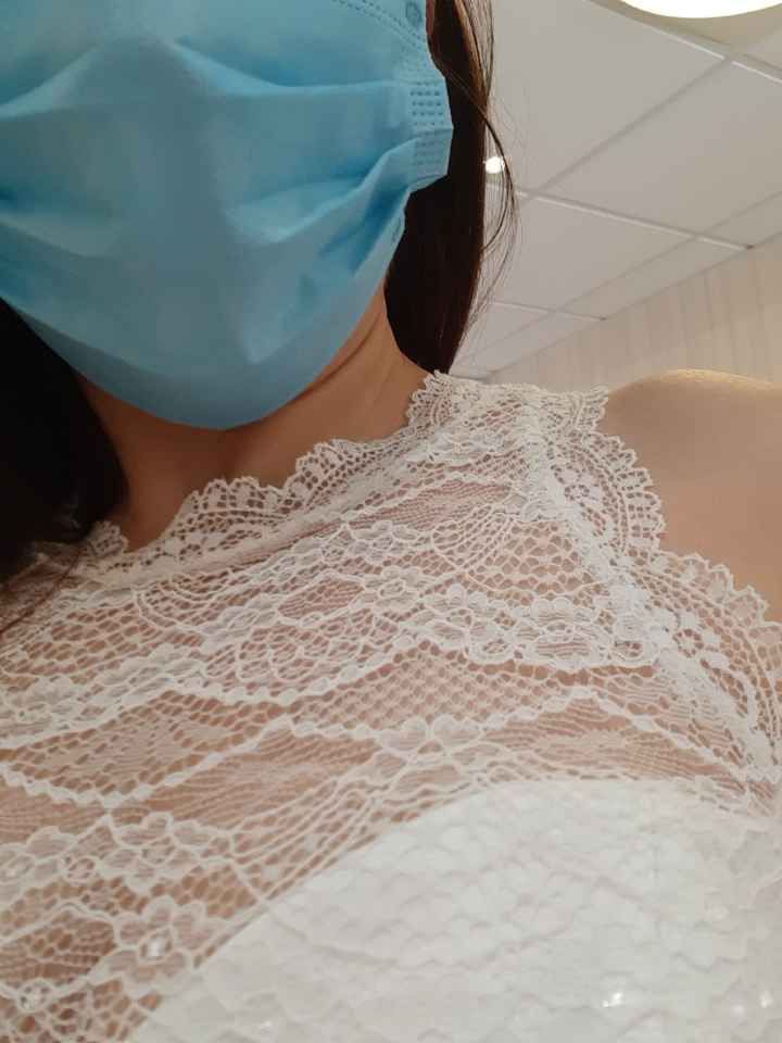 O corte do meu vestido de noiva é _____________ - 1