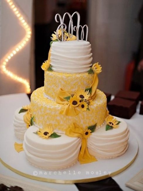 Mês Amarelo - Bolo de casamento 9