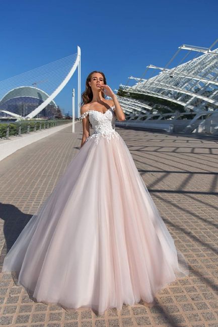 Vestidos de noiva com um toque de cor! - 1