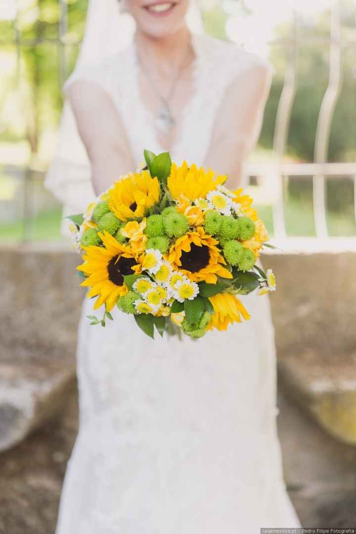 Inspirações para as noivas de primavera... Bouquet colorido 💐 - 3