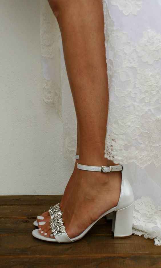 2. Vamos casar a admin Carla: os sapatos - 2