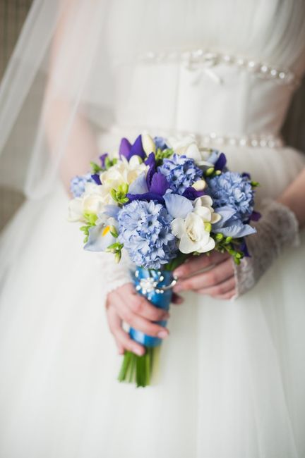 Inspirações para as noivas de primavera... Bouquet colorido 💐 2