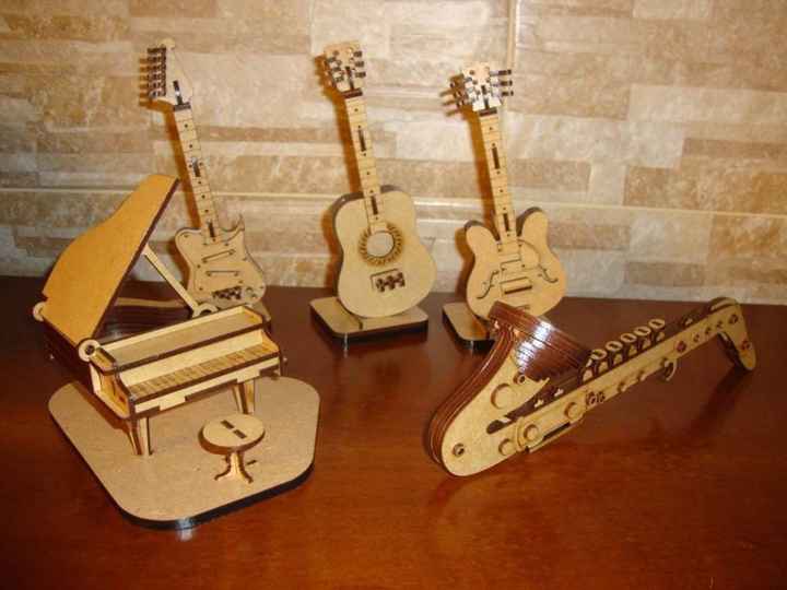 8. Mini-Instrumentos em MDF