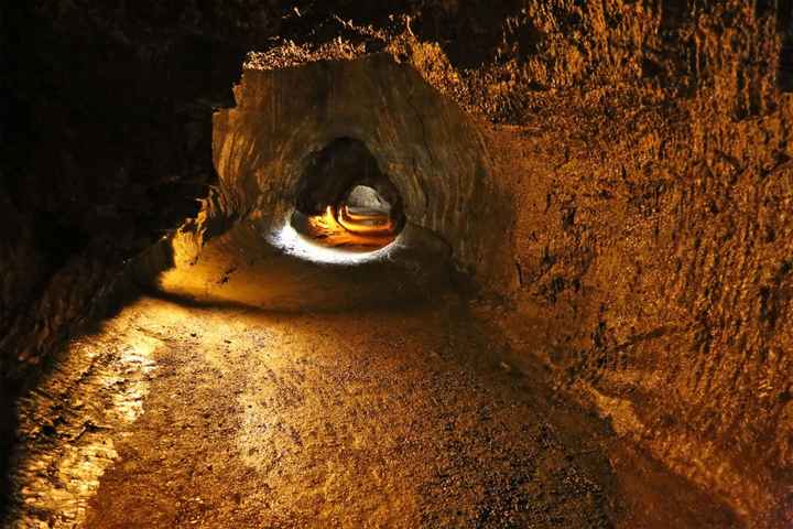 Grutas
