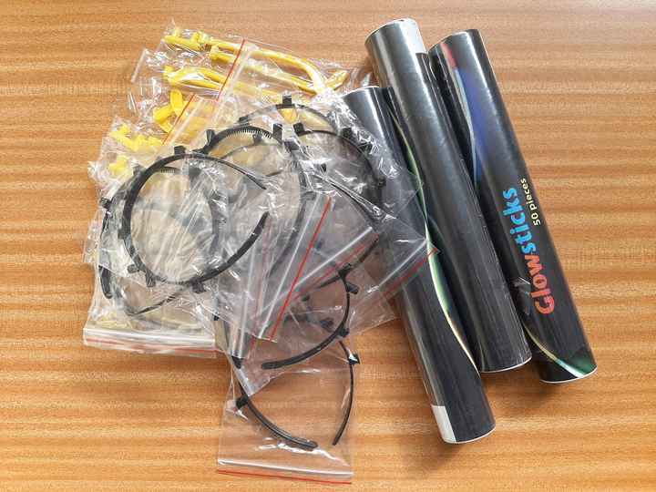 Acessórios para a Hora Louca: Orelhas e óculos Luminosos ✔️ - 3