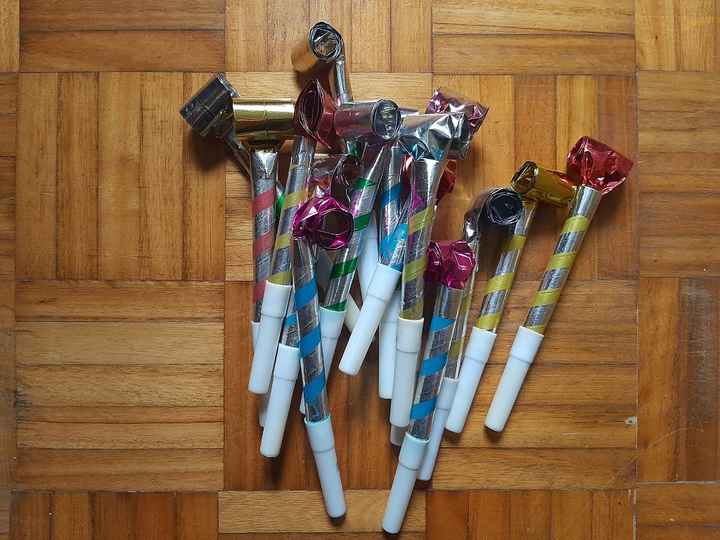 Acessórios para a Hora Louca: Línguas da Sogra ✔️ - 1