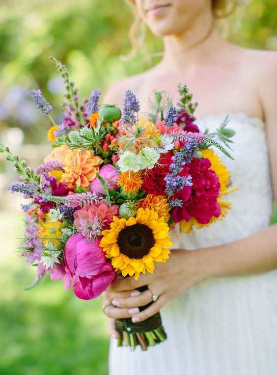 Casamentos de Verão: 5 inspirações para o Bouquet de Noiva 🌞💐 - 5