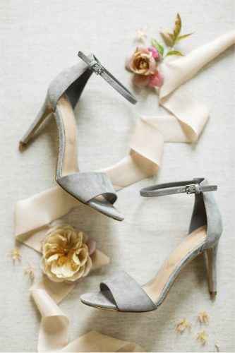 Pantone® 2021: Inspirações para Look de Noiva 👰🤵🖤💛 - 6