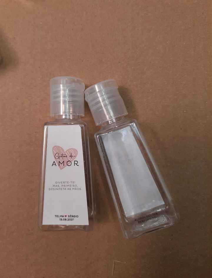 Detalhes para o dia C: Mini-frascos de álcool Gel ✔️ - 3
